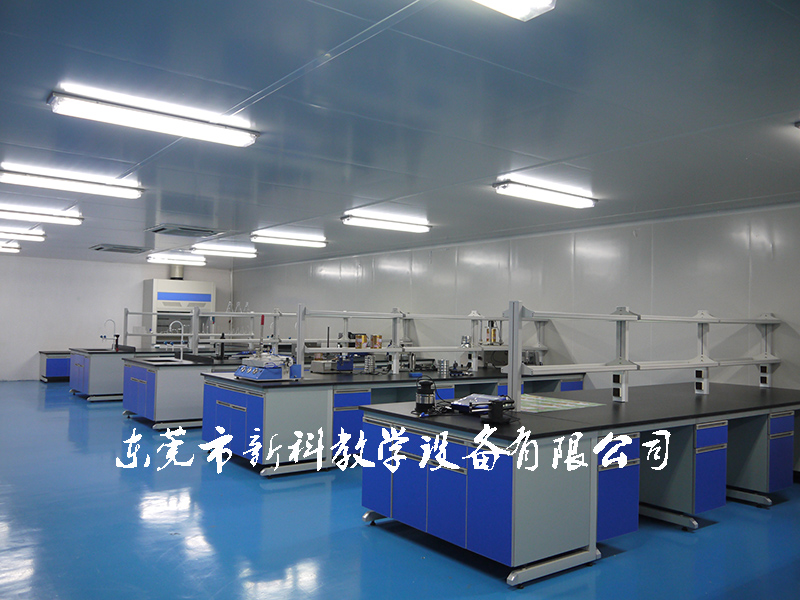 <a href='http://www.enyl.net/products/63-1.html' target='1' style='font-size:18px; font-weight:bold; color:#000000;'>中央實驗臺</a>案例